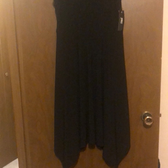 NWT Black maxi dress - Picture 2 of 4